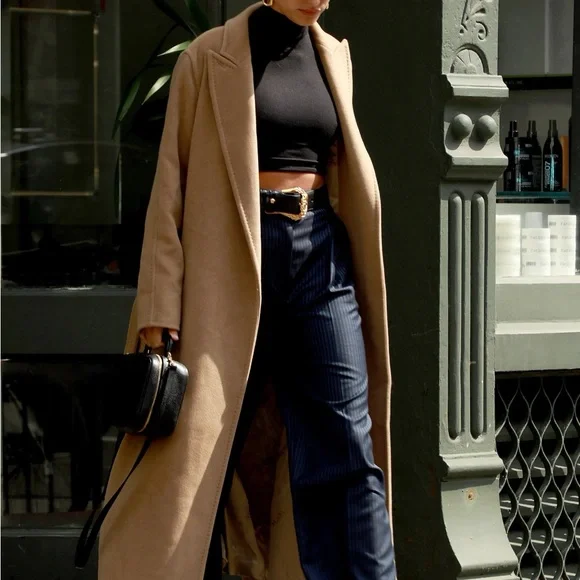 ICONIC MAXMARA MANUELA ICON THICK CAMEL COAT - LIKE NEW | MADE IN ITALY SIZE. 38 - Picture 2 of 11